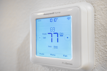 Smart thermostat