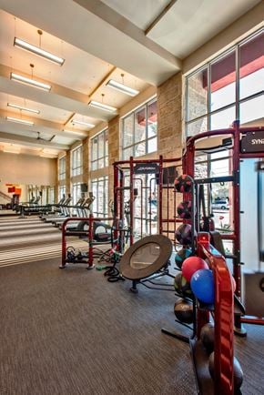 Phoenix apartment for rent - commercial fitness center at Elevation on Central Apartments, Arizona