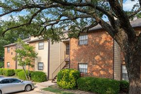 Plano apartment for rent - Exterior, Patio, Balcony, Courtyard, Landscaping