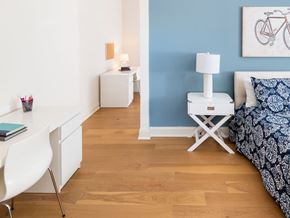 Philadelphia apartment for rent - A Kardon Atlantic bedroom features hardwood flooring