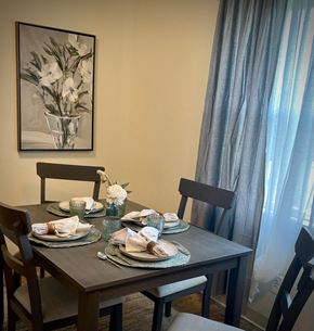 Independence apartment for rent - Dining Area at Hawthorne Place Apartments, Missouri, 64056