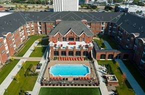 Bloomington apartment for rent - Luxury apartments with multi-level fitness center, outdoor entertainment lounge with grilling stations, luxury swimming pool, poolside lounges, and manicured gardens at Luxembourg Apartments