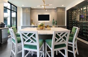Houston apartment for rent - Luxury clubhouse, luxury resident lounge, luxury meeting area at Le Palais Apartments in Houston.