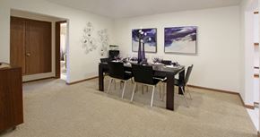 Lincoln apartment for rent - Apartments on Vine Street in Lincoln, Nebraska with spacious dining room, huge dining room at LionsGate Apartments
