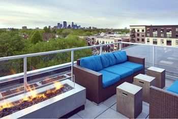 Skydeck lounge
