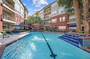 Houston apartment for rent - pool