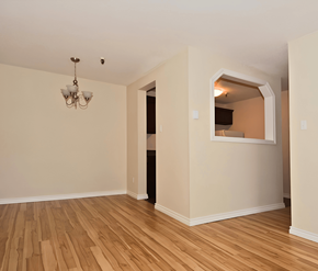 Halifax apartment for rent - 48-66 Harlington Dining