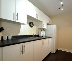 Halifax apartment for rent - 5-35 Harlington Kitchen Counter