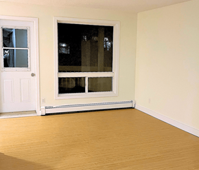 Bedford apartment for rent - Hillcrest Living Room Balcony