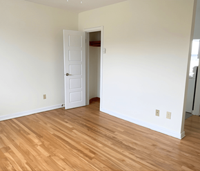 Dartmouth apartment for rent - Maplehurst Apartments Living Room and Kitchen