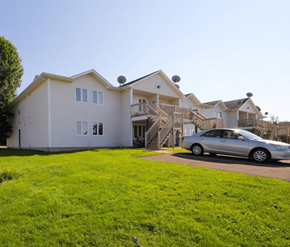 Riverview apartment for rent - Pheasant Hill Apartments Exterior