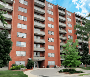 Kitchener apartment for rent - Ridgeway and Somerset exterior