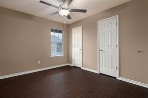 Port Arthur apartment for rent - Pebble Creek Apartment Interiors