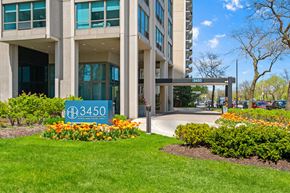 Chicago apartment for rent - A building with the number 3450 on it.
