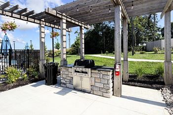Community gas grill