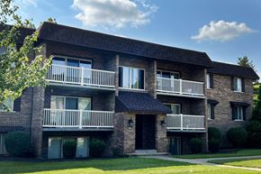 Crescent Spring townhouse for rent - Exterior View at Crestbrook Apartments & Townhomes, Kentucky