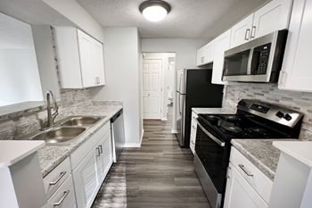 Renovated 2 bed, 1 bath