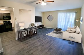 Cincinnati apartment for rent - Quail Meadow Living Room at Quail Meadow Apartments, Cincinnati, 45240