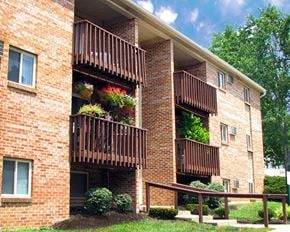 Cincinnati apartment for rent - a brick apartment building with balconies at Hunter Ridge Apartments, Cincinnati, Ohio