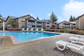 Salem apartment for rent - Orchard Park Apartments Pool