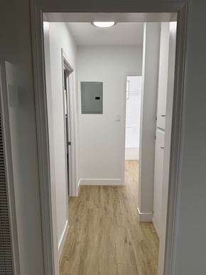 Los Angeles apartment for rent - 3651 McLaughlin Hallway