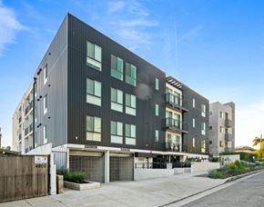 Los Angeles apartment for rent - 4804 Oakwood exterior