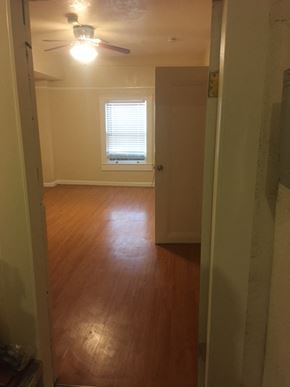San Francisco apartment for rent - 520 Taylor unfurnished room with window