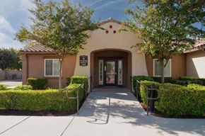 Corcoran apartment for rent - Avalon Family leasing office