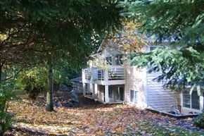 Bellevue apartment for rent - Brandenwood_Bellevue_WA_Amenities_Exterior