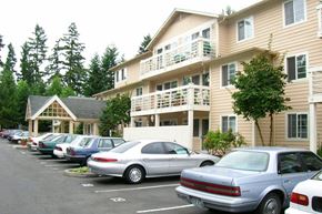 Bellevue apartment for rent - Brandenwood_Bellevue_WA_Amenities_ParkingLot(1)