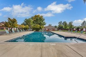 Fort Collins townhouse for rent - Bull Run pool
