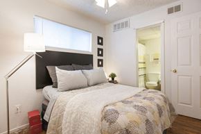 Austin apartment for rent - Casa 39 Apartments bedroom with bathroom and decor