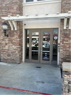Glendora apartment for rent - Elwood Family front entrance