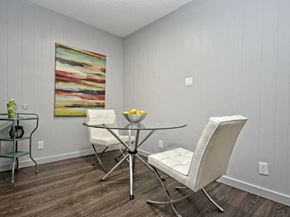 Austin apartment for rent - Fashionaire Dining Area with decor