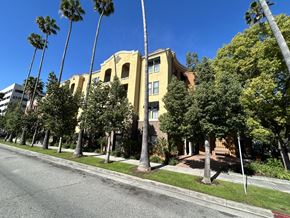 Glendale apartment for rent - Heritage Park at Glendale street view of property