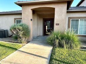 Mecca apartment for rent - Lincoln Family leasing office