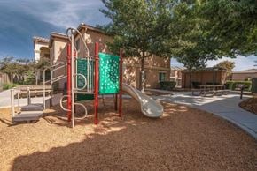Pixley apartment for rent - Mirage Vista playground II