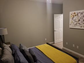 Dallas apartment for rent - Oakwood Creek Apartments bedroom with decor