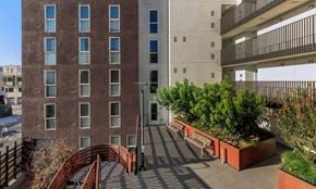 San Francisco apartment for rent - Pacific Pointe walway