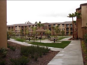 Moreno Valley apartment for rent - Perris Isle courtyard