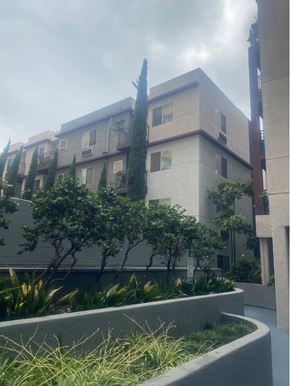 Los Angeles apartment for rent - San Lucas Apartments exterior
