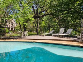 Dallas apartment for rent - Soho swimming pool