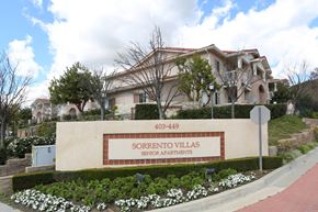 Simi Valley apartment for rent - Sorrento Villas signage