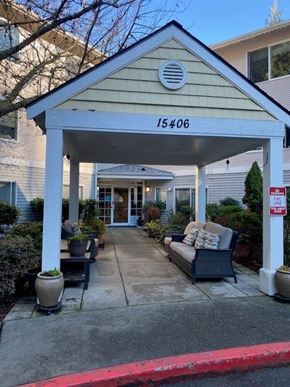 Bellevue apartment for rent - Vasa Creek Woods Entrance Exterior