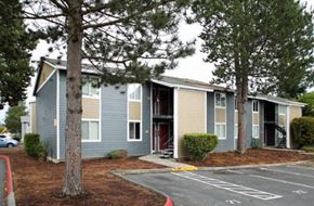 Everett apartment for rent - 2Avaire  Apartment Homes exterior building