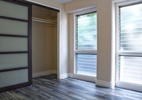 Honolulu apartment for rent - Napili Towers bedroom with closet