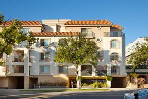 Santa Monica apartment for rent - 1422 on 6th Exterior