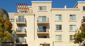 Santa Monica apartment for rent - 1423 on 6th Exterior