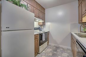 Akron apartment for rent - Kitchen