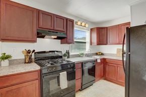 Williamsport townhouse for rent - Apartment With A Large Kitchen | Woodland Park Apartments in Williamsport | Williamsport Apartments